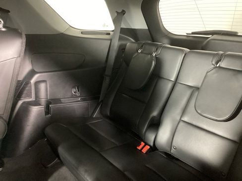 Used 2023 Ford Explorer XLT w/ Equipment Group 202A image 15