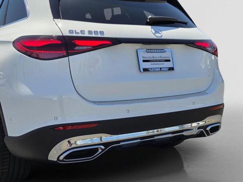 Certified 2026 Mercedes-Benz GLC 300 image 4