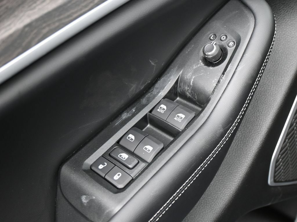 New 2026 Jeep Grand Cherokee L Limited RWD image 14