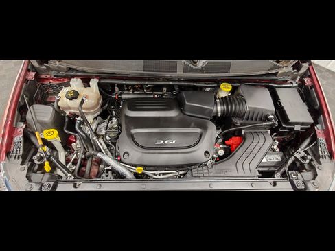 Used 2017 Chrysler Pacifica Touring-L FWD image 58