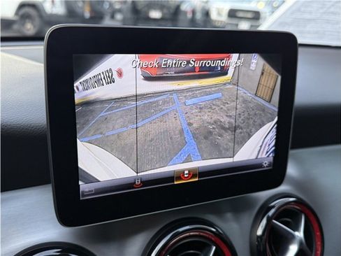 Used 2018 Mercedes-Benz CLA 250 image 52