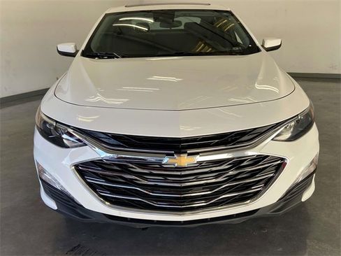 Used 2024 Chevrolet Malibu LT image 8