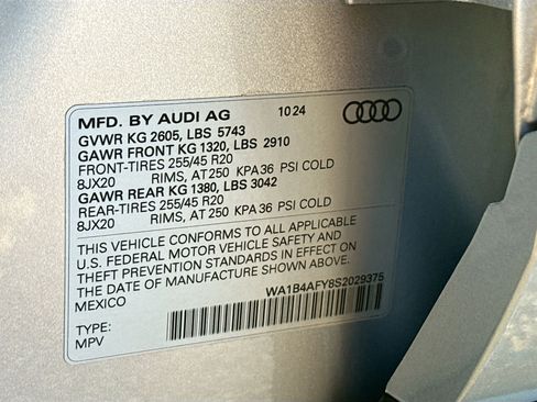 Used 2025 Audi SQ5 Premium Plus image 44