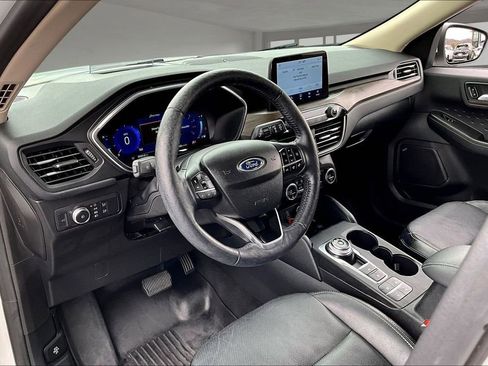 Used 2020 Ford Escape Titanium w/ Titanium Premium Package 2.0 AWD/4WD image 14