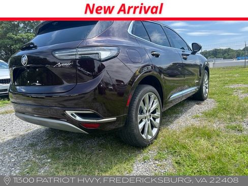 Used 2023 Buick Envision Avenir FWD image 3