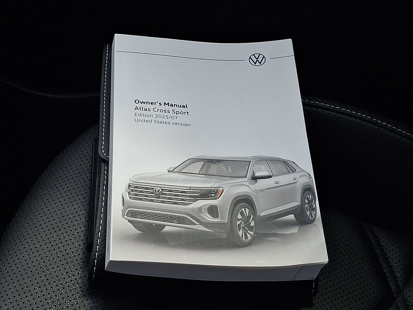 Used 2026 Volkswagen Atlas Cross Sport SE AWD/4WD image 29