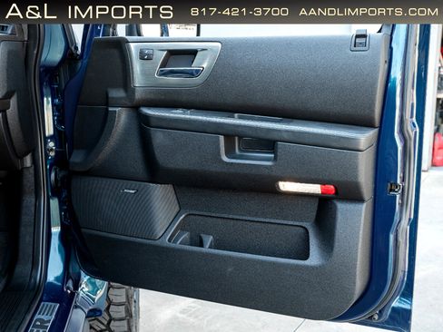 Used 2008 HUMMER H2 SUT w/ Silver Ice Limited Edition image 59