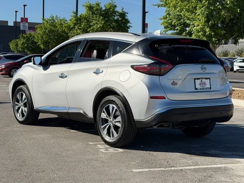 Certified 2023 Nissan Murano SV FWD image 3