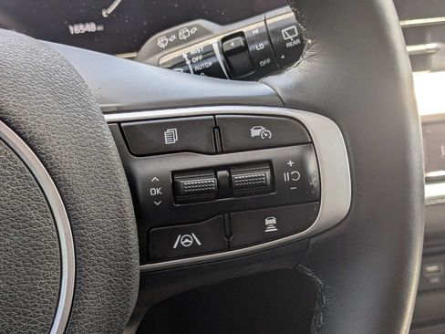 Used 2025 Kia Sportage SX FWD image 25