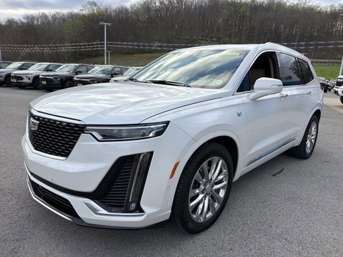 Used 2023 Cadillac XT6 Premium Luxury w/ Platinum Package AWD/4WD image 10
