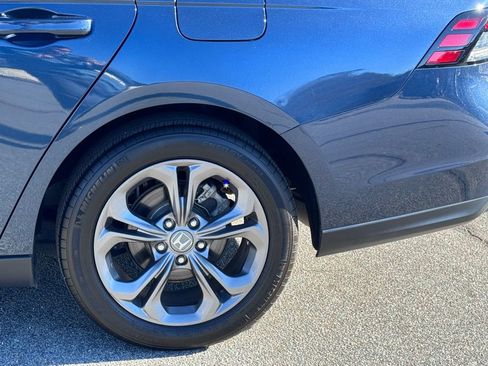 Used 2024 Honda Accord EX image 36