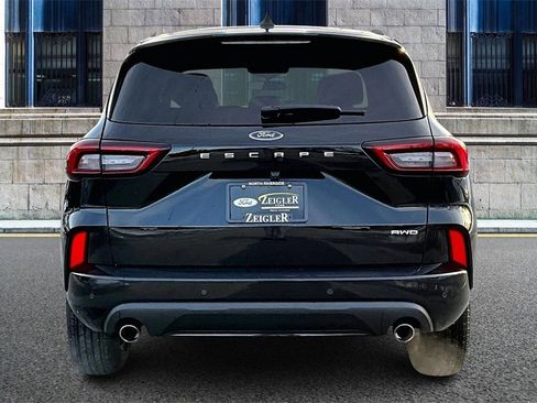 Certified 2023 Ford Escape ST-Line w/ Tech Pack #1 image 4