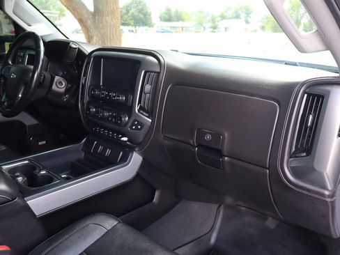 Used 2019 Chevrolet Silverado 2500 LTZ w/ Duramax Plus Package AWD/4WD image 17