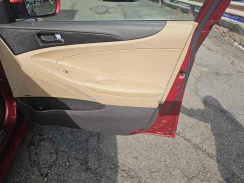 Used 2011 Hyundai Sonata Limited FWD image 6