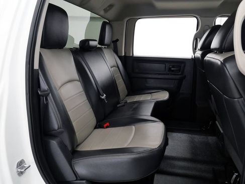 Used 2012 RAM 2500 ST w/ Chrome Appearance Group AWD/4WD image 17