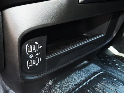 New 2026 RAM 5500 Tradesman w/ Chrome Appearance Group image 32