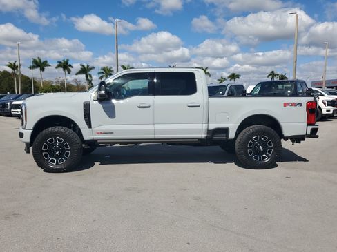 Used 2025 Ford F350 Platinum image 8