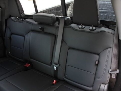 Used 2026 Chevrolet Silverado 3500 LT AWD/4WD image 21