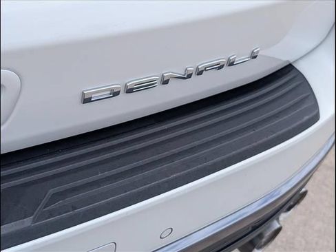 Used 2023 GMC Yukon Denali Ultimate AWD/4WD image 20