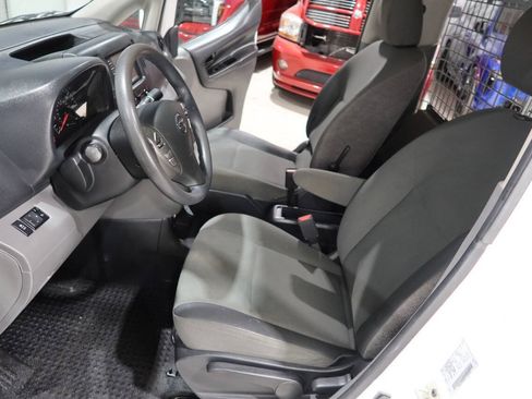 Used 2020 Nissan NV200 SV FWD image 21
