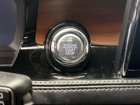 Used 2021 Lincoln Corsair Reserve w/ Equipment Group 201A image 22