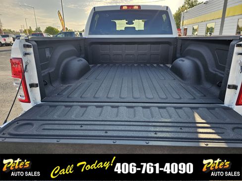 Used 2024 RAM 2500 Big Horn w/ Bed Utility Group image 9