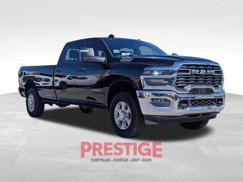 New 2025 RAM 3500 Big Horn AWD/4WD image 3