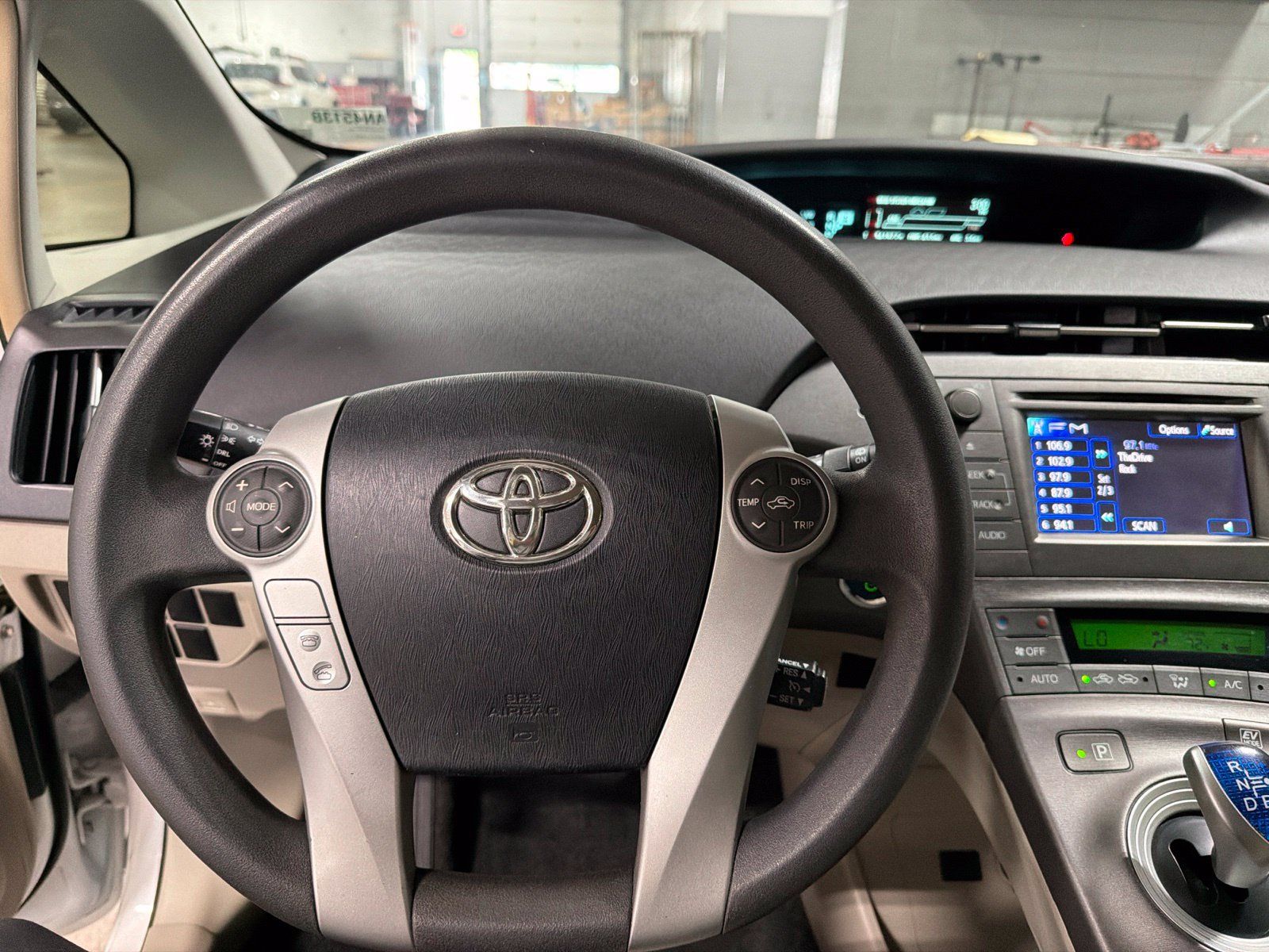 Used 2014 Toyota Prius Two FWD image 16