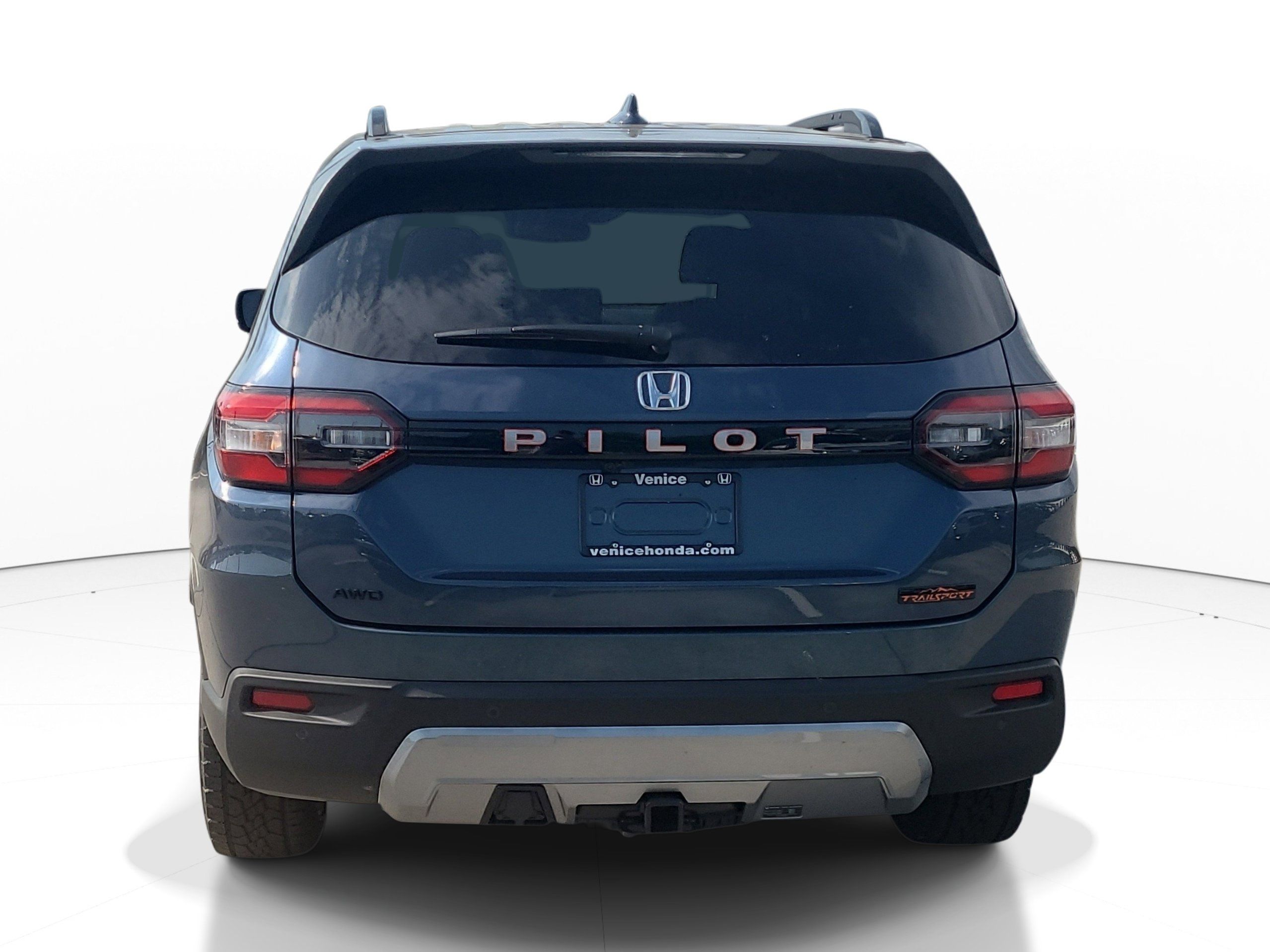 Used 2026 Honda Pilot TrailSport image 6