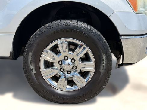 Used 2012 Ford F150 XLT w/ XLT Chrome Pkg RWD image 13