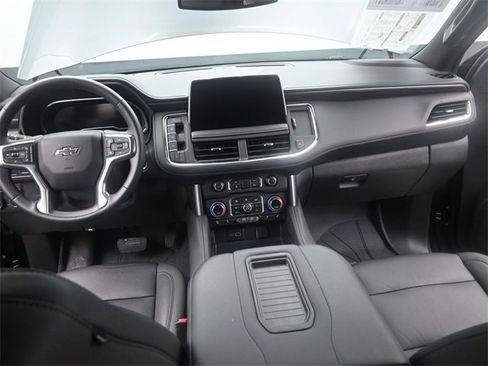 Used 2024 Chevrolet Tahoe Z71 w/ Luxury Package image 25