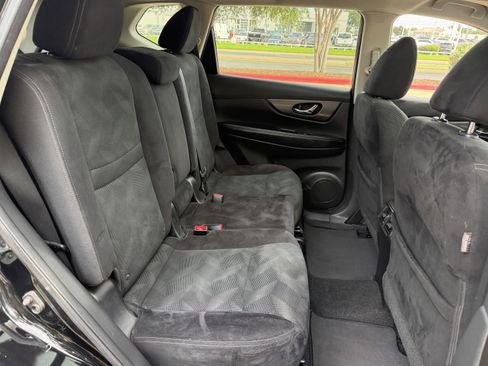 Used 2014 Nissan Rogue SV w/ SV Premium Package FWD image 13