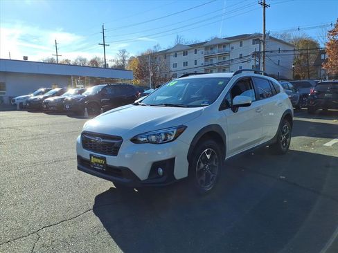 Used 2018 Subaru Crosstrek 2.0i Premium image 3