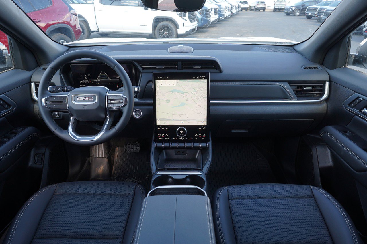 New 2027 GMC Terrain Elevation w/ Elevation Premium Package FWD image 7