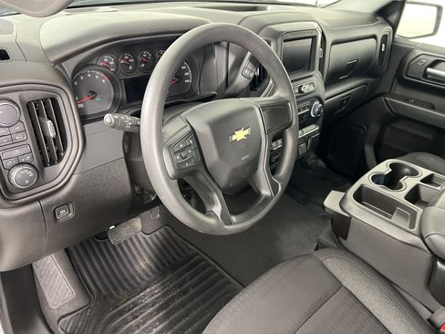 Used 2023 Chevrolet Silverado 1500 Custom AWD/4WD image 17