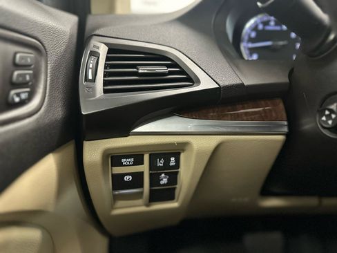 Used 2019 Acura MDX SH-AWD image 24