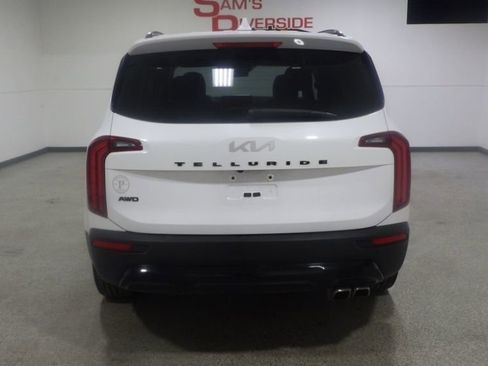 Used 2022 Kia Telluride EX w/ EX Premium Package AWD/4WD image 3