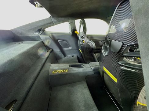 Certified 2018 Porsche 911 GT2 RS image 27