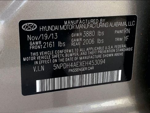 Used 2014 Hyundai Elantra SE w/ Option Group 02 FWD image 31