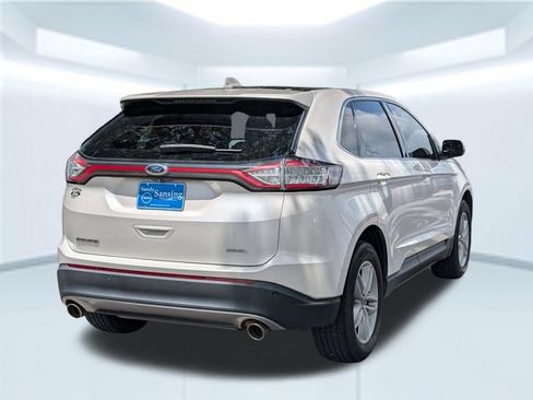 Used 2017 Ford Edge SEL w/ Equipment Group 201A FWD image 6