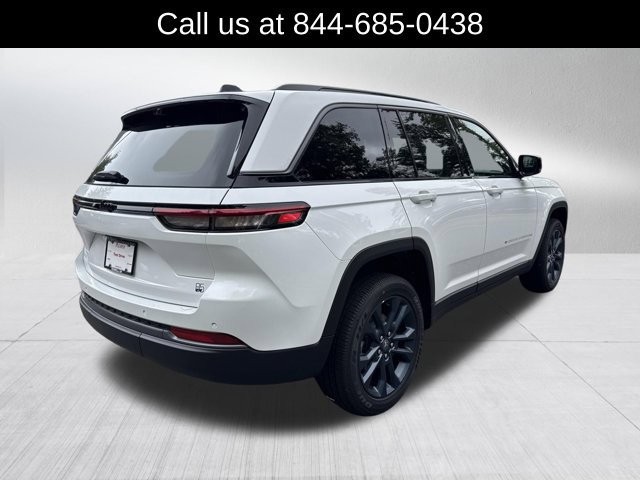 New 2026 Jeep Grand Cherokee Limited AWD/4WD image 4