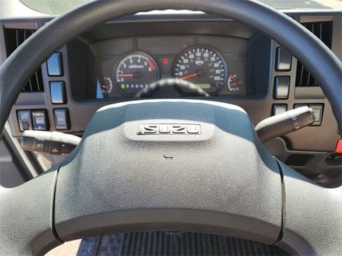 Used 2024 Isuzu NPR image 22