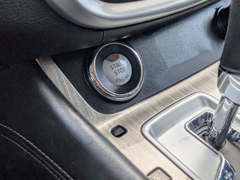 Used 2017 Nissan Murano SV FWD image 24