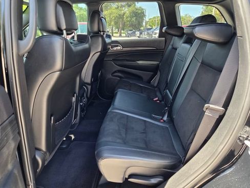 Certified 2019 Jeep Grand Cherokee Altitude RWD image 14