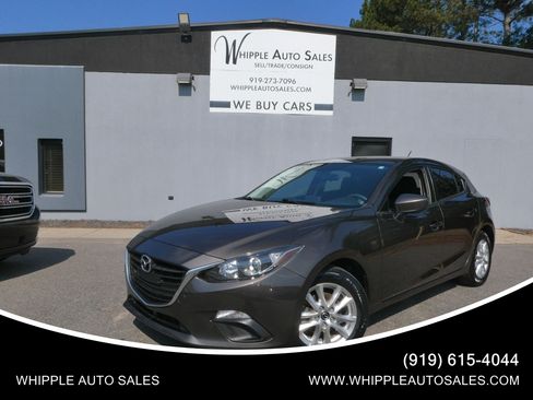 Used 2016 MAZDA MAZDA3 i Sport w/ Preferred Equipment Package FWD image 1