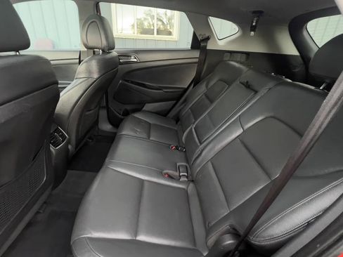 Used 2016 Hyundai Tucson Limited w/ Option Group 03 AWD/4WD image 23