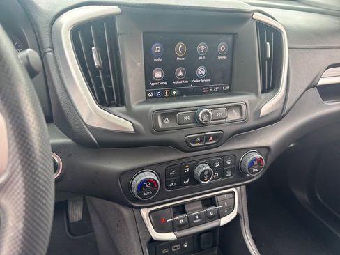 Used 2023 GMC Terrain SLE w/ Driver Convenience Package image 26