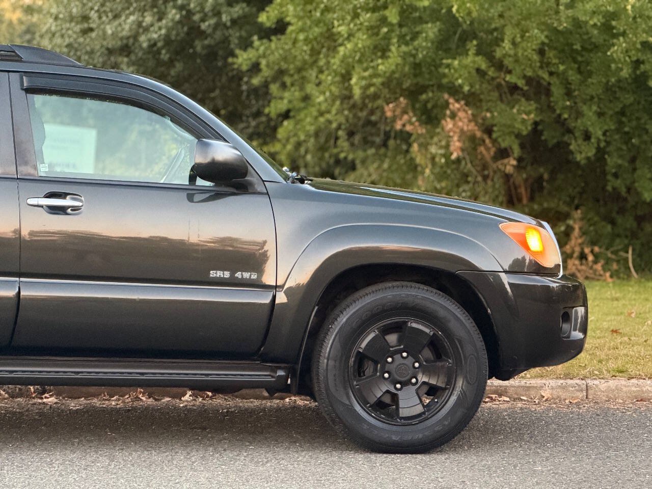 Used 2007 Toyota 4Runner SR5 AWD/4WD image 39