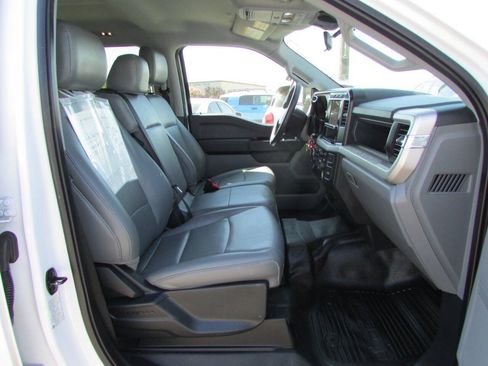 Used 2023 Ford F350 XL w/ XL Chrome Package RWD image 21