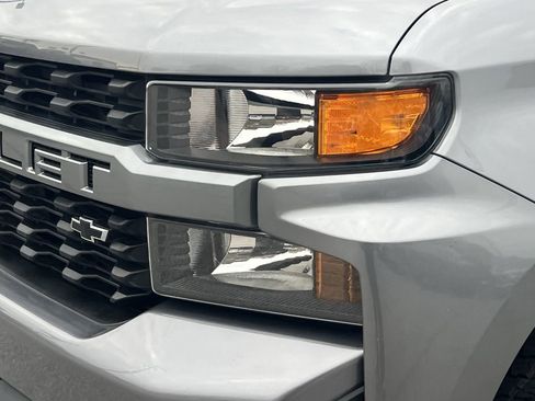 Used 2022 Chevrolet Silverado 1500 Custom w/ LPO, Blackout Package image 26